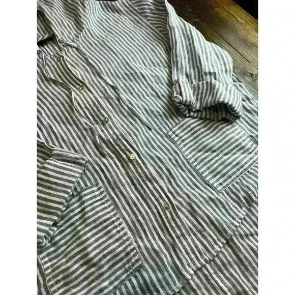 Tahari Linen Striped Hooded Button Front Top Large Roll Tab Sleeves Blue White - Picture 5 of 8